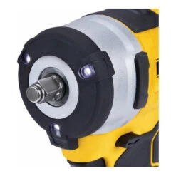 Clé à Choc Sans Fil DeWalt 12 Volts / 5 Ah (3/8") Avec 340 Nm DCF903P2-QW -Magasin D'Outils Pour La Maison De Qualité cle a choc sans fil dewalt 12 volts 5 ah 3 8 avec 340 nm dcf903p2 qw 93628551 2 nYVEkeyw xl