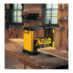 Rabot 1 800 Watts DeWalt -Magasin D'Outils Pour La Maison De Qualité rabot 1 800 watts dewalt 86841237 2 WRWRtWbt xl