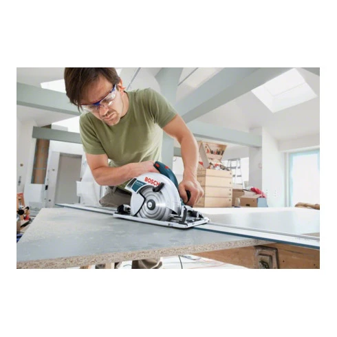 Scie Circulaire Portative Bosch GKS 65 GCE + FSN 1400 5 Scie Circulaire Portative Bosch GKS 65 GCE + FSN 1400 – Image 3