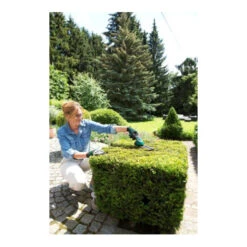 Bosch Set Sculpte-haies Et Taille-herbes Sans Fil Isio -Magasin D'Outils Pour La Maison De Qualité set sculpte haies et taille herbes sans fil isio 10031042 2 AcVpmYb xl