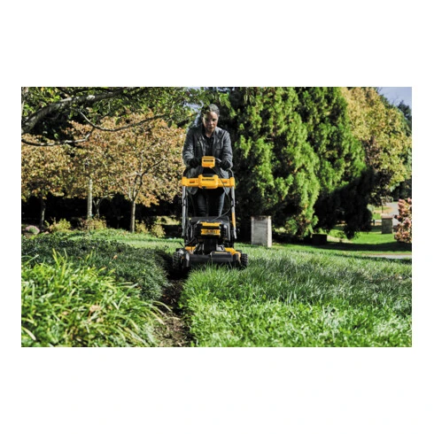 Tondeuse à Gazon Sans Fil DeWalt, 53cm, 2x18 Volt 6 Tondeuse à Gazon Sans Fil DeWalt, 53cm, 2x18 Volt – Image 4